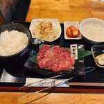 Koube Gyuu Yakiniku Nikubee - 