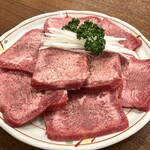 秋葉原 炭火焼肉 たん清 - 