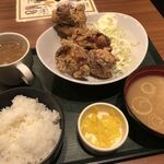 Uma Karaage To Izakameshi Mirai Zaka - 