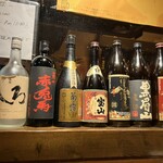 朱楽 - 店内のディスプレイ✨