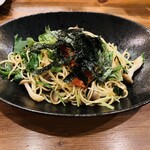 朱楽 - しめじとしそのたらこスパ