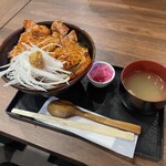 炭焼 豚丼 小豚家 - 