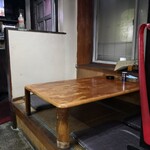 中華朋絢 - 　　　　店内の小上がり席！3卓有ります！