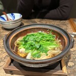 酒と肴 ててて - 三関セリの小鍋仕立て