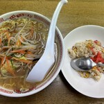 旭川ラーメンこぐまグループ - 