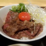 Sanukioudon Hanahasaku - A5黒毛和牛　極上のミニすき焼き丼　1045円税込