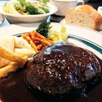 Bespoke - ハンバーグ ランチ