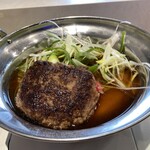 Oniku To Kyabia - ハンバーグすき焼き定食