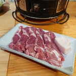 炭火ジンギスカン いい田屋 - 生ラム