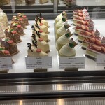 ラ パティスリー カツラ - クリスマスメニューのショーケース