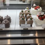 ラ パティスリー カツラ - クリスマスメニューのショーケース