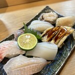 Satsuki Zushi - コチラは上にぎり…別写真のトロとセットだよ！