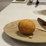 レミニセンス - 揚げパン　フェンネル　オリーブオイル