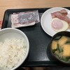 Nakau - ベーコンエッグ朝食　360円