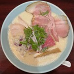 らぁ麺つけ麺Lab すすりどき - 料理写真:濃厚クリィーミー 泡・味噌らぁ麺　1000円