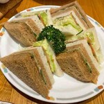 ティーハウスタカノ - ヘルシーサンドイッチ(カレー味ツナ)