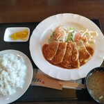 カフェテリア アメニティ - 日替わりランチ　豚肉のピカタ定食