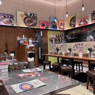 カオマンガイキッチン_2