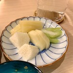 赤坂 鮨 ふくなが - 香物・山芋は山葵風味、セロリ、たくあん、ガリもシャキッとして美味しい
