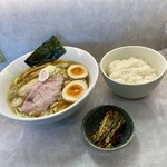 ほのぼんヌードルズ - ライス 150円  ニラキムチ 50円