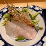日本料理 柳燕 - 長崎で揚がったばかりのクエと秋田三関の芹と揚げた根芹