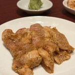 炭火焼肉市場 済州家 - 