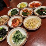 韓国食堂 入ル 坂上ル  - 