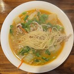 スタミナラーメン 神楽 - ストレート細麺