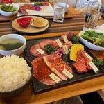 焼肉おしわら 雅 - ２回目のランチは、ご飯大盛り。