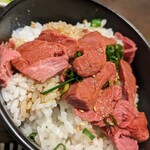 HANAKOMA - ローストビーフ丼