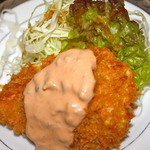 サクラ - 主菜のサーモンフライ(衣がサクッとドレッシングが美味しい)