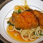 サクラ - 主菜の白身魚唐揚げあんかけパスタ(あんかけと唐揚げの相性抜群)