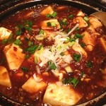 大連餃子基地 DALIAN - 麻婆豆腐ー✨グツグツ言ってるー！