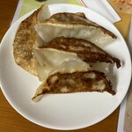 安兵衛 - 餃子（300円）