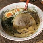 じぇんとる麺 - こくしょうゆﾗｰﾒﾝ + 味玉