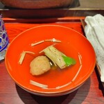 みかわ 是山居 - 湯葉と海老しんじょうのお吸い物