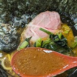 家系ラーメン とらきち家 - 