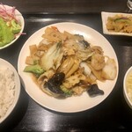 天福 餃子酒場 - 八宝菜定常　¥750-（税込）