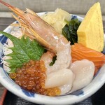 Uogashidokoro Sen - 北海丼