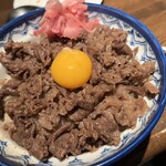 Village - いつもの〆！今日は牛丼。まあ、当然美味しいですよ。久々にどんぶりを持ってかきこみました！笑