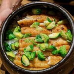 温石 - 今回は丁寧につけ焼きした太刀魚と芽キャベツ。珍しい。