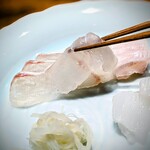 温石 - 実物はもっと好き通っていました。弾力が素晴らしく、噛みしめると旨みがジワります。