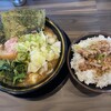 王道家直系 家系ラーメン がく