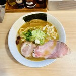とんぼ庵 - 【濃厚魚介豚骨しょう油らぁめん（限定）】