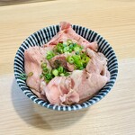 とんぼ庵 - 【今日のめし（レアチャーシュー丼）】