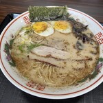 Midorikawa Pakingu Eria - 山ちゃんラーメン。630円。