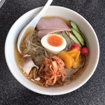 長秀屋 - 韓国風冷麺　税込770円