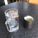 Choushuuya - 無料のお水とお茶