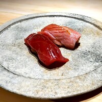 鮨 由う - 戸井のマグロ。赤身＆大とろ