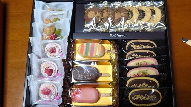 Bon Chaperai Seibu Akita Ten